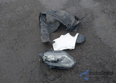 2016 Nissan Rogue Sl z USA, uszkodzony, nr VIN 5N1AT2MV5GC769711